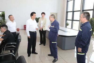 張定超在走訪慰問專家人才時強調(diào) 堅持把人才作為高質(zhì)量發(fā)展的第一資源 為幸福六盤水現(xiàn)代化建設提供智力支撐